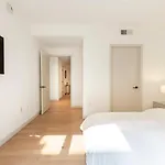 2Br Hollywood Luxurious Condo