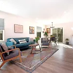 Beautiful 3 Bed 1 Bath Designer Home + Hot Tub
