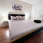 Ocean 2 Min, Free Pool & Parking
