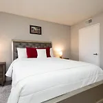 Heart Of Hollywood 2 Bedroom Suite