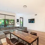 2Br Hollywood Luxury Condominium