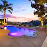 Hollywood Hills Luxury Modern Home With Pool & Sunset Views