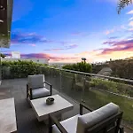 Hollywood Hills Luxury Modern Home With Pool & Sunset Views