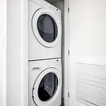 Brentwood 2Br W Courtyard Nr Shops Dining Lax-385
