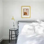 Brentwood 2Br W Courtyard Nr Shops Dining Lax-385
