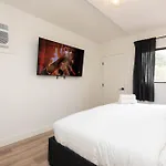 Fun 5 Bedroom House Near Dtla