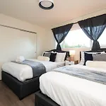 Superb Apartment Near Dtla