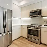 Ktown 1Bd/1Ba Apartment Unit With Great Amenities