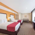 Ramada By Wyndham Culver City