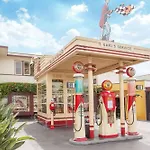 Ramada By Wyndham Culver City