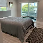 Private Room In New Appartment With Full Bath