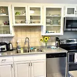 Luxury 1 Bd & 1Br With Fantastic Marina View