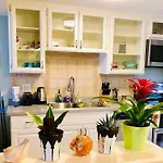 Luxury 1 Bd & 1Br With Fantastic Marina View