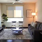 One Bedroom Gem In Weho