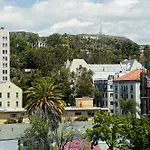 Luxury Apartment With The Hollywood Hills View