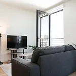 Luxury Apartment With The Hollywood Hills View