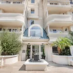 Beverly Hills Jr 1Br Nr Shops Groceries Lax-1062