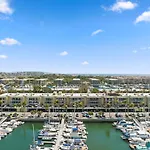 Marina Appartement With Beach View