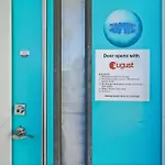 Eye-Opening And Ultra-Secure Luxury Hollywood Condo