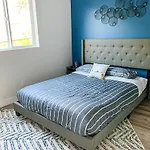 Spacious Townhouse In Mid City - Cr4-Win