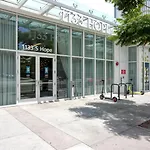 Downtown Studio W Roof Pool Gym Nr 110 Lax-733
