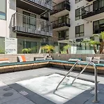 Luxury Hollywood Home - Pool/Gym/Parking