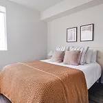 Modern 2Bd & 2Bth Santa Monica 5 Min To The Pier