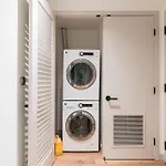 2Br Hollywood Modern Luxury Condo Elc