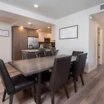 Luxurious Penthouse In Beverly Hills - Sleeps 10