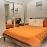 2 Bed In Marina Del Rey- Flash Holiday Deal!