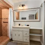Downtown Culver City House W/ Backyard, Ac & Garage