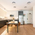 Hollywood 2 Bedroom Luxury Condo