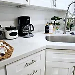 The Heart Of La House