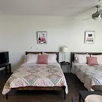 Incredible Hollywood Loft Free Parking