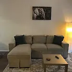 Luxury Mdr 1Bd/1Ba W/ Patio Pool View, Spa, Gym