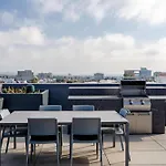 Chic & Cozy Coliving Suite W W&D Near Ucla