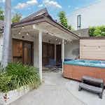 Glamorous West Hollywood Gem