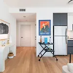 2Br Vibrant Luxury Condo