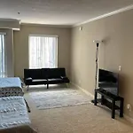 Perfect Hollywood Blvd Stay