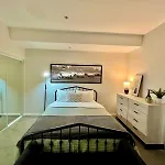 Shared House Hollywood Hideaway Heart Of Fame