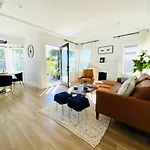Stylish 3Br House, Lax-Sofi-65Th-Ww