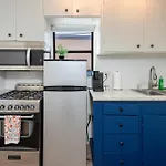 Chic 1Br Apartment In Lively Venice Area