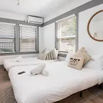 Surfside Stay 2Br With Queen Beds In Venice
