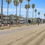 Lovely Venice Beach 10A