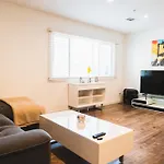 Chic Large One Bedroom With Dinning Area In Hear Of Koreatown With Free Parking