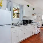 Unwind In Luxury 2Br Apt In La Sleep 4
