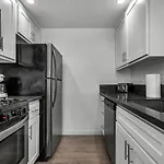 Fully Furnished One Bedroom With Full Bathroom In Koreatown