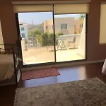 Hollywood Hills Private Room