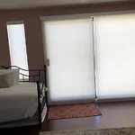Hollywood Hills Private Room