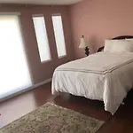 Hollywood Hills Private Room
